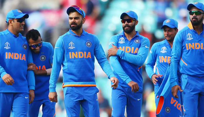 कितनी बार टीम इंडिया(Team India) के साथ जुड़ चुके हैं रवि शास्त्री(Ravi Shastri)?