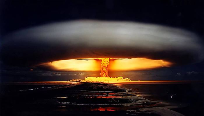 एटम बम मतलब परमाणु बम, तो ऐसे दुनिया हो जायेगी खाक!