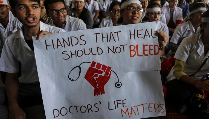 मोदी का कड़ा कानून: हॉस्पिटल में हैं तो जान ले ये रुल्स, नहीं तो देना होगा 20 लाख