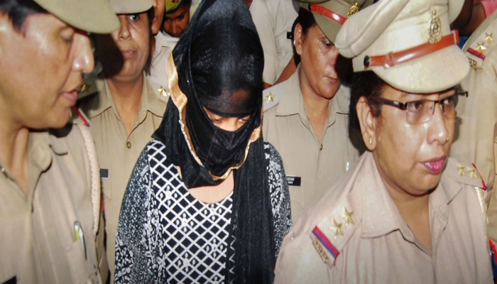 चिन्मयानंद केस: आरोप लगाने वाली छात्रा को 14 दिन की न्यायिक हिरासत