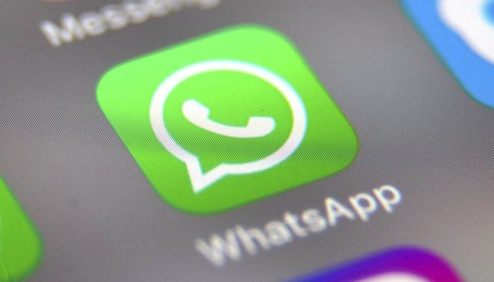 बेहद बुरी खबर! WhatsApp इस दिन से नहीं करेगा काम