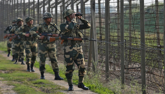 पाकिस्तान की ख़तरनाक ट्रेनिंग का खुलासा, भारतीय सेना अलर्ट पर