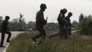 सेना को मिली कामयाबी: इन खतरनाक आतंकियों को धर दबोचा