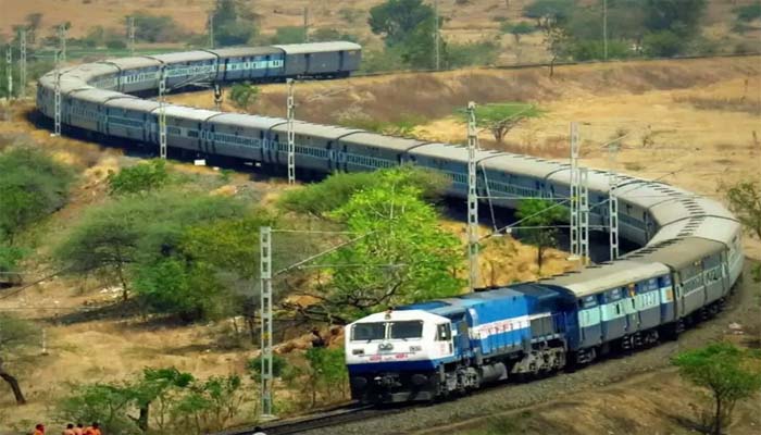 रेल मंत्रालय: अब प्राइवेट पटरियों पर दौड़ेगी भारतीय रेल, होंगे ये बड़े बदलाव