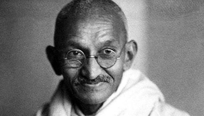 विश्व में गांधी सदा के लिए