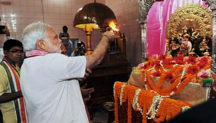 मोदी का मंदिर प्रेम! आखिर PM ने क्यों उठाया ये मुद्दा