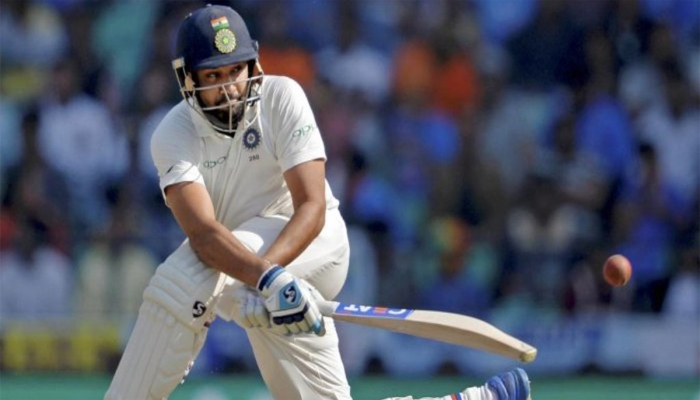 India vs South Africa: रोहित शर्मा का नया कारनामा, बीच मैच में किया ये काम