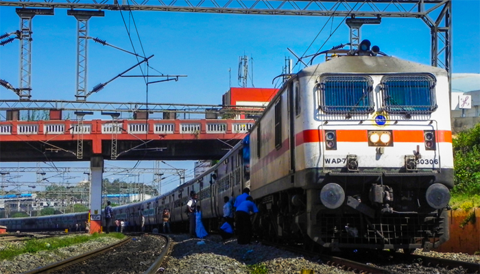दिवाली-छठ पूजा पर ट्रेन का कंफर्म टिकट, Festive Special Train की धूम