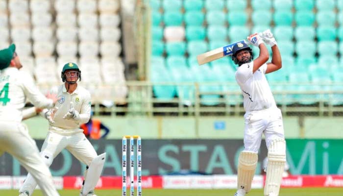 Ind vs SA 1st Test: भारत ने दिया 395 रनों का लक्ष्य, डीन एल्गर 2 रन पर आउट