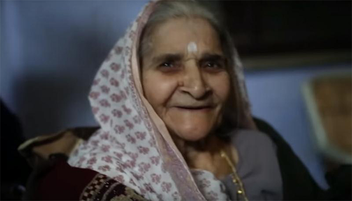 अजय देवगन की फिल्म में दिखीं स्वैग वाली दादी का निधन