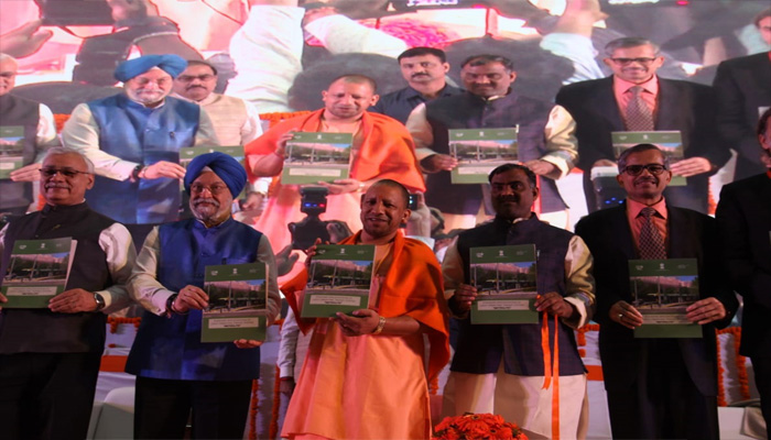 सीएम योगी ने इंदिरा गांधी प्रतिष्ठान में अर्बन मोबाइल इंडिया (UMI) सम्मेलन और प्रदर्शनी -2019 का उदघाटन किया