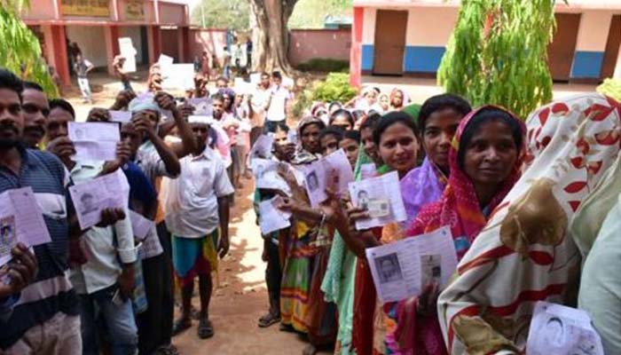 झारखंड चुनाव: आखिरी चरण में जमकर बरसे वोट, 5 बजे तक 71.17% मतदान