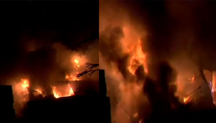 आग का गोला बनी मुंबई: देखते ही देखते फैक्ट्री हो गई राख, दो की मौत