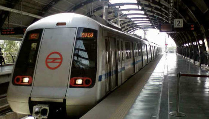 CAA  के खिलाफ हिंसक प्रर्दशन: दिल्ली में कई मेट्रों स्टेशन बंद, जानिए कौन-कौन