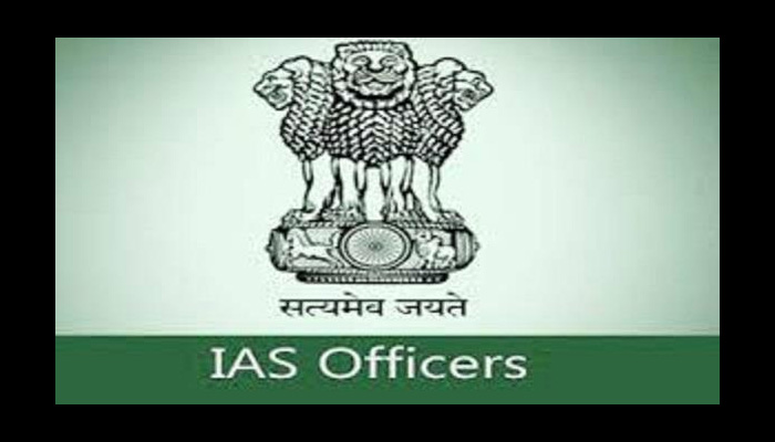 नए साल पर योगी सरकार का चला डंडा, 22 IAS ऑफिसर इधर से उधर