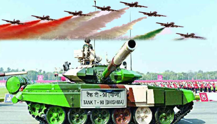 Republic Day 2020: जमीन पर T-90 भीष्म टैंक, आसमान में मिसाइल की नुमाइश