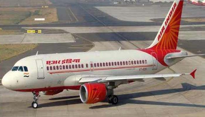 कर्ज में है सरकार: एयर इंडिया का बकाया है करोड़ों रुपये, RTI में हुआ बड़ा खुलासा