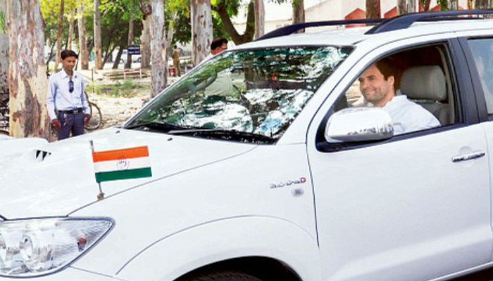 राहुल गांधी की ये कारें: अंदर से दिखती हैं शानदार, कीमत जान दंग रह जायेंगे