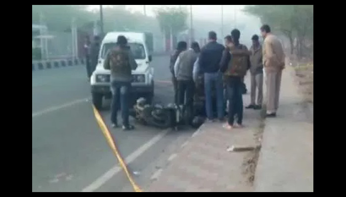 गोलियों की तड़तड़ाहट से गूंजी दिल्ली: दौड़ा-दौड़ा कर मारे गये दो बदमाश, हुई मौत