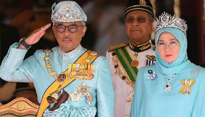 मलेशिया में राजमहल तक पहुंचा कोरोना, सात कर्मी पॉजिटिव, राजा-रानी आइसोलेशन में