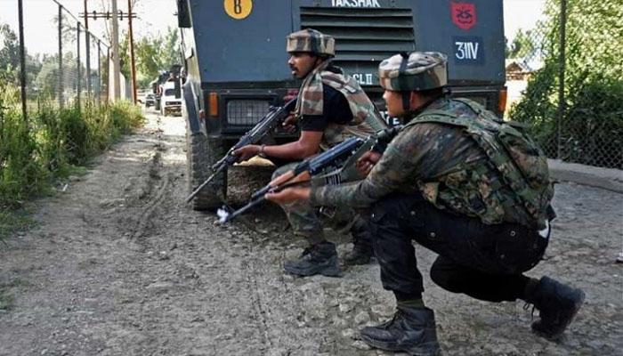 कश्मीर में बड़ी मुठभेड़ जारी, सेना के मेजर हुए घायल