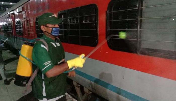 भारतीय रेलवे: यात्रा से पहले स्टेशन पर की जाएगी थर्मल स्क्रीनिंग, तैयारियां शुरू  