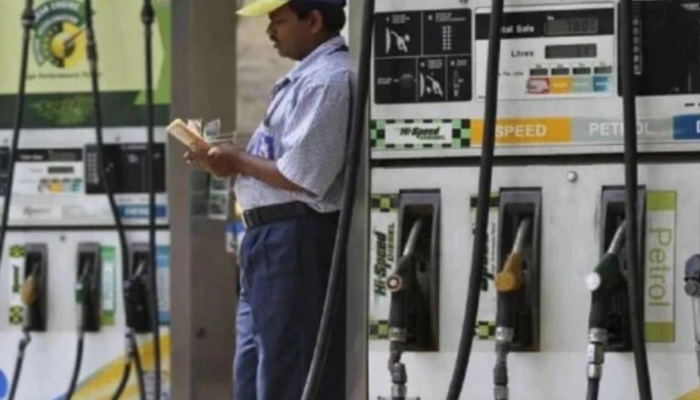 मोदी सरकार की बड़ी तैयारी, जल्द होगी पेट्रोल-CNG की होम डिलीवरी
