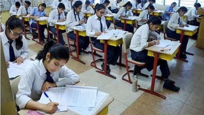 CBSE बोर्ड Alert: इतने बजे जारी होगी एग्जाम की डेटशीट, यहां देखें लिस्ट