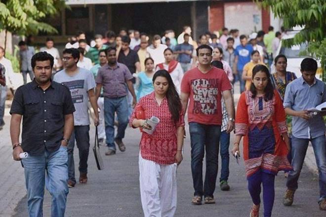 मुंबई विश्वविद्यालय: छात्रों का विरोध हुआ शुरू, शुरू की याचिका
