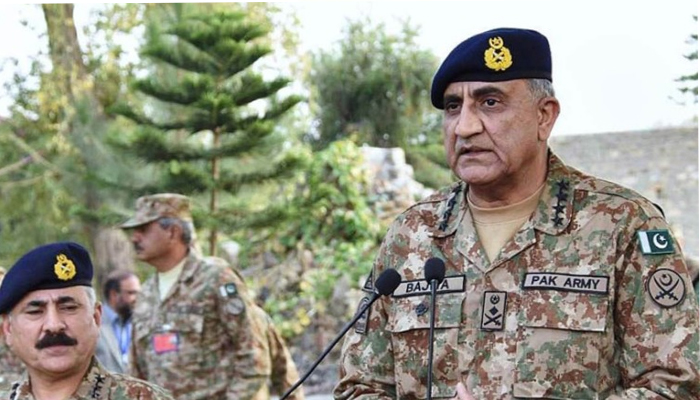 बौखलाई पाकिस्तानी सेना: LoC पहुंच गए कमर जावेद बाजवा, कही ऐसी बड़ी बात
