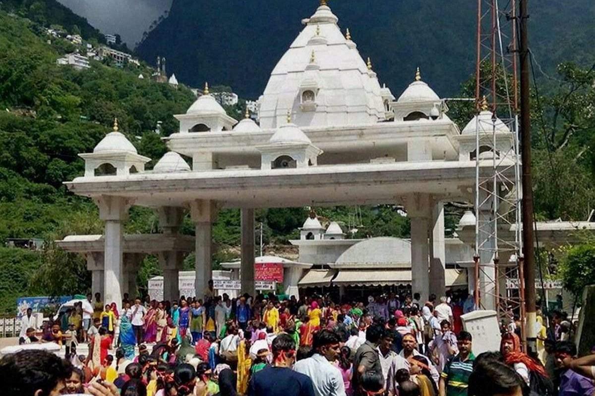 ये है असली भारत: क्वारंटाइन मुसलमानों को सहरी-इफ्तारी दे रहा वैष्णो देवी मंदिर