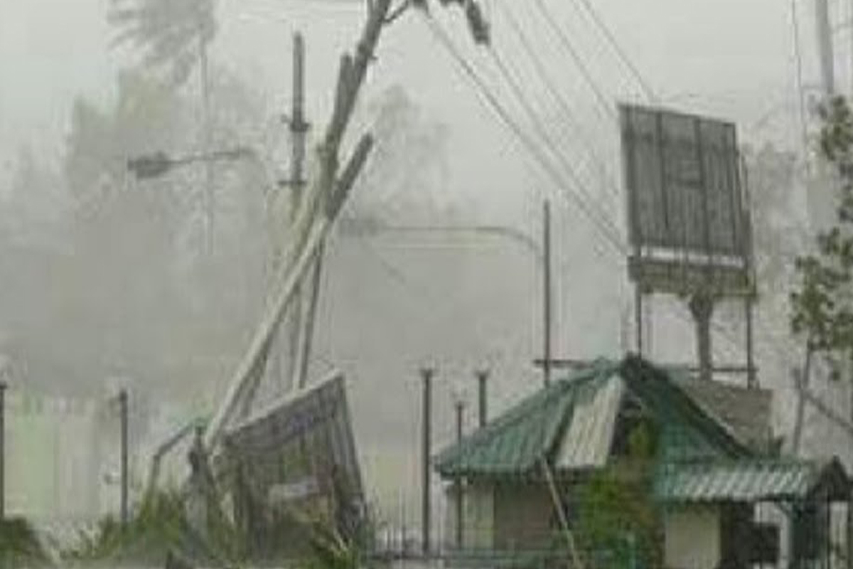 आंधी-तूफान ने मचाई तबाही, 92 लोगों की मौत, 72 घंटे में भारी बारिश की चेतावनी
