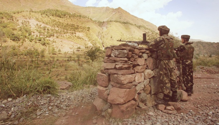 पाकिस्तान का हाल बुरा: आतंकियों के नीच इरादे हुए फेल, सेना ने सिखाया सबक