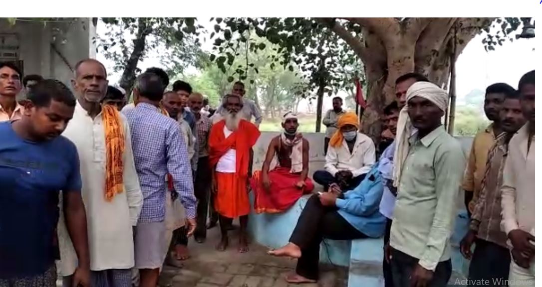 मंदिर पर कब्जा के लिए पुजारी पर जानलेवा हमला, ग्राम प्रधान पर लगा आरोप