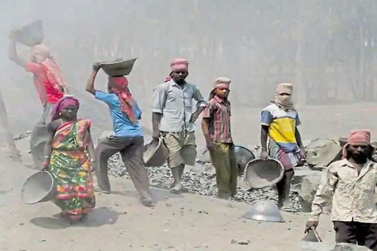 चीनी कंपनी पर एक्शन: मिली भारतीय मजदूरों हटाने की सजा, सरकार ने दिए ये आदेश