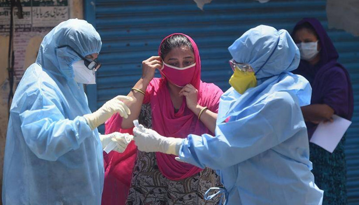 यूपी में संक्रमण रोकने की तैयारी तेज, CM ने किया चिकित्सा विशेषज्ञों की टीम का गठन