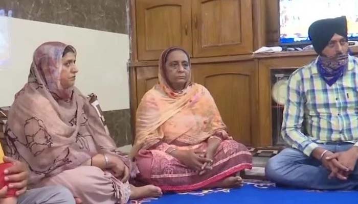 वीजा पर भारत आए सिख परिवार का छलका दर्द, पीएम मोदी से की ये बड़ी मांग