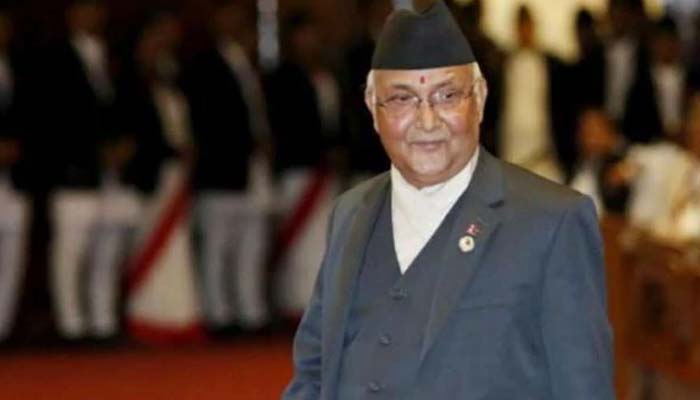 नेपाल के प्रधानमंत्री केपी शर्मा ओली की कुर्सी खतरे में, डील से पलटे प्रचंड
