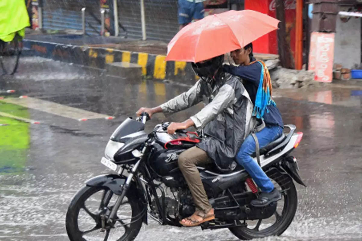 दिल्ली-NCR के मौसम में बदलाव, देश इन जगहों के लिए ऑरेंज अलर्ट जारी