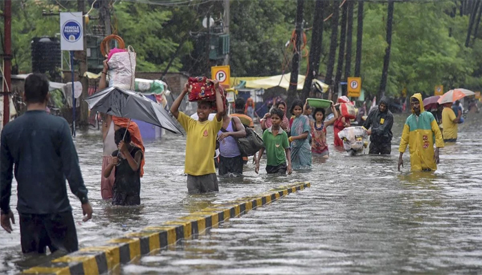 बिहार में मचेगी तबाही! कई स्थानों पर तटबंध टूटने का खतरा, भारी बारिश का अलर्ट