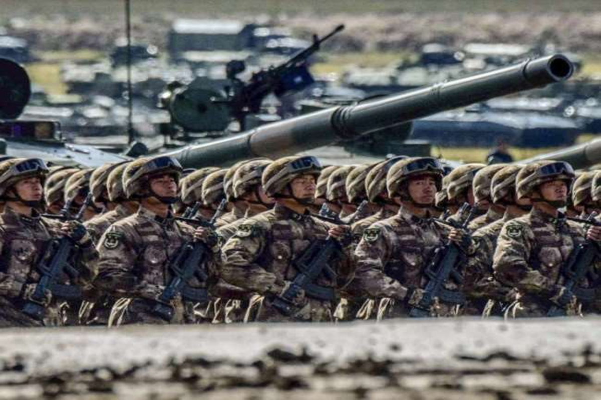 20,000 सैनिक उतरे: चीन बढ़ा युद्ध की तरफ, भारत मौर्चा संभालने को तैयार