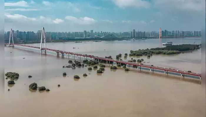 चीन पर आई आफत: डूब गया वुहान शहर, 433 नदियों ने मचाई भयानक तबाही