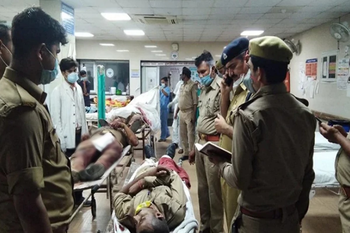 कानपुर एनकाउंटर: पुलिस टीम पर हमला, CO समेत 8 पुलिसकर्मी शहीद