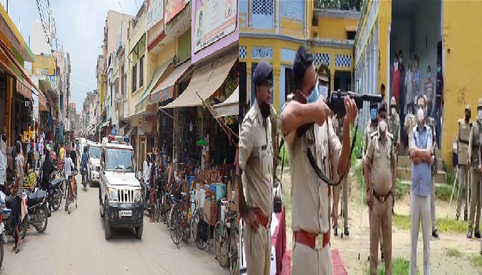 त्योहारों और राम मंदिर निर्माण को लेकर सुरक्षा कड़ी, पुलिस ने किया फ्लैग मार्च