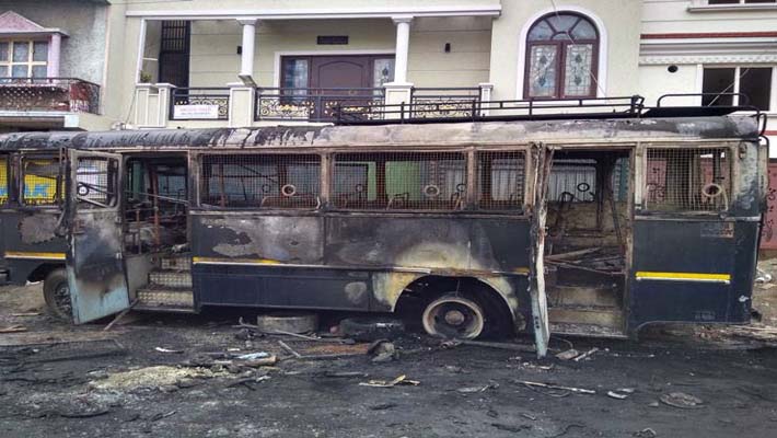 बेंगलुरु हिंसा: कर्नाटक सरकार अपनाएगी योगी मॉडल, दोषियों से नुकसान की भरपाई