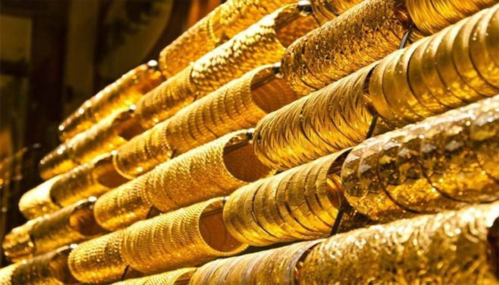 Gold में बंपर गिरावट: तेजी से नीचे आया दाम, सीधे 4000 का फायदा