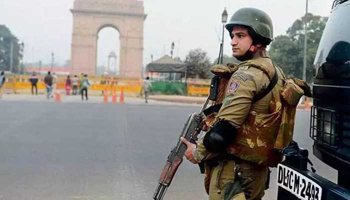 दिल्ली में हाई अलर्ट जारी: आतंकी हमले का खतरा, इन्हें बना सकते हैं निशाना