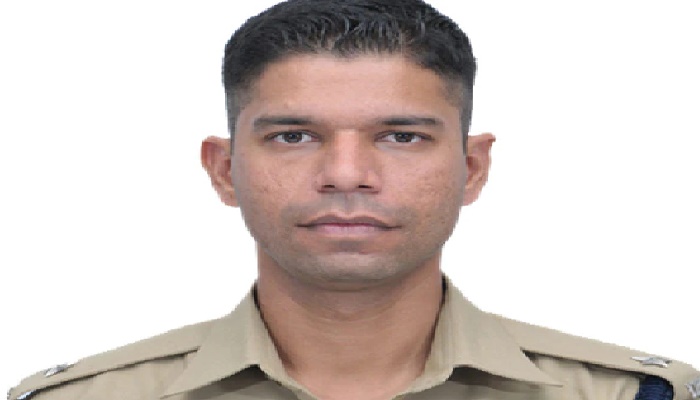 IPS Officer Manumukt Manav