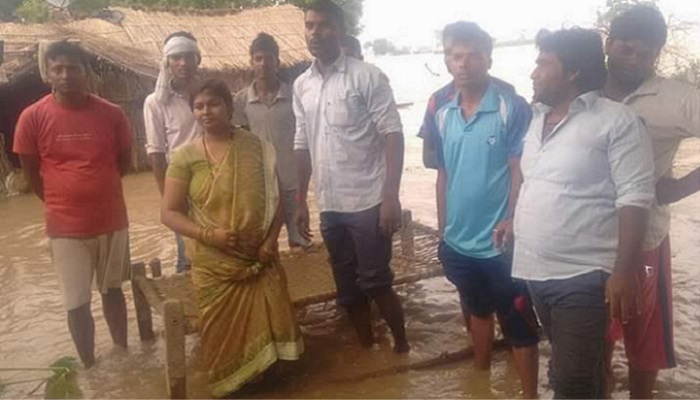 MLA Sangita Balwant in flood area