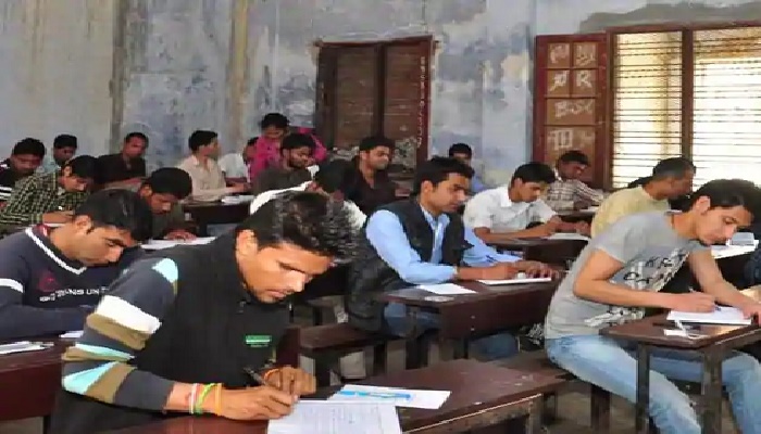 UPSC Hindi Medium Student